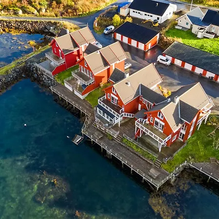 Seahouse With Amazing Views! * Ballstad